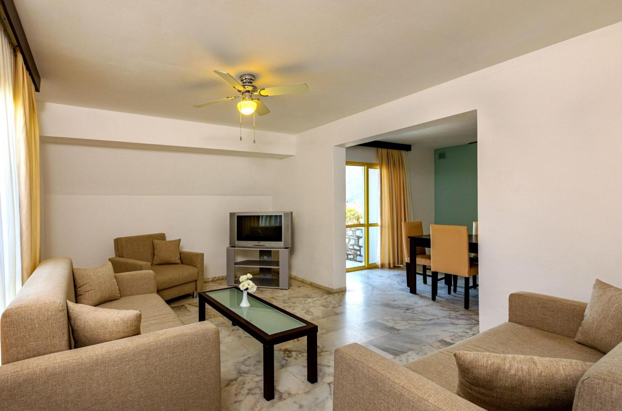 Loryma Resort Hotel Turunç Esterno foto